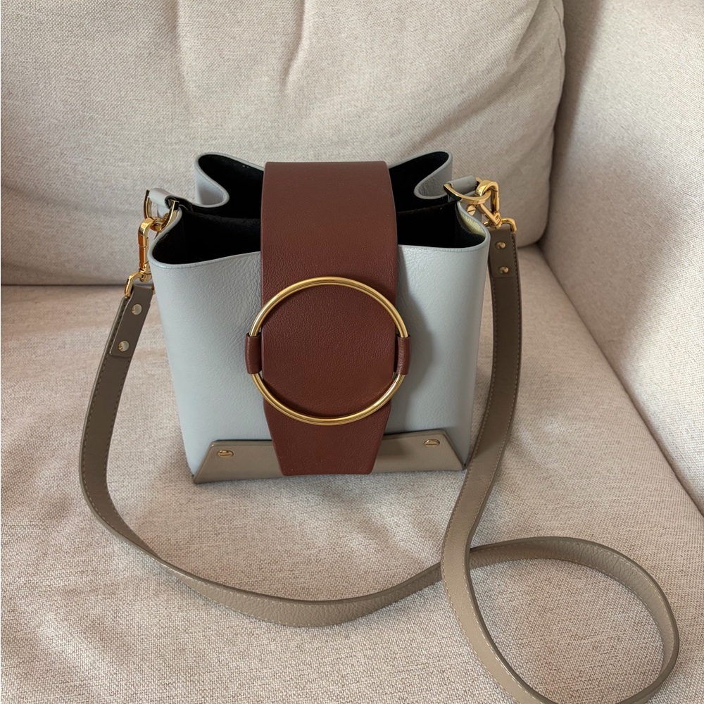 Yuzefi Shoulder Bag